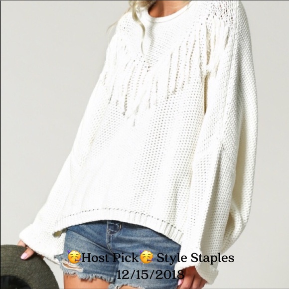 Sweaters - Sale🚨🥳HP🥳Trendy Chunky Fringe Bell Top